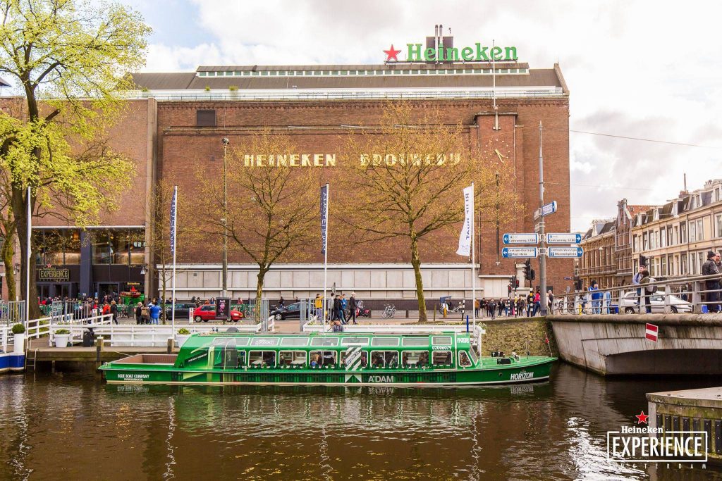 Imagem da Heineken Experience em Amsterdam.