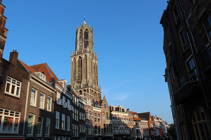Imagem da Dom Tower em Utrecht Holanda.