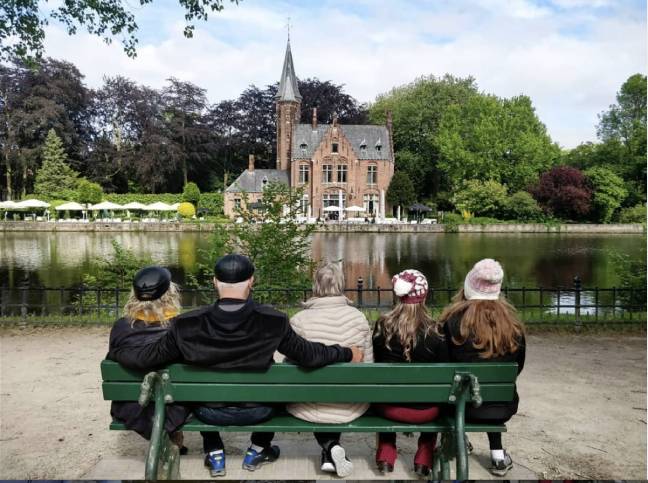 Imagem do lago do amor em Bruges