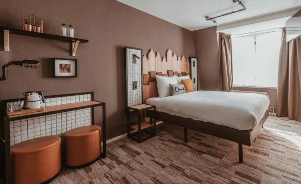 Imagem de um quarto do Mr.Jordaan, exemplo de hotel barato em Amsterdam