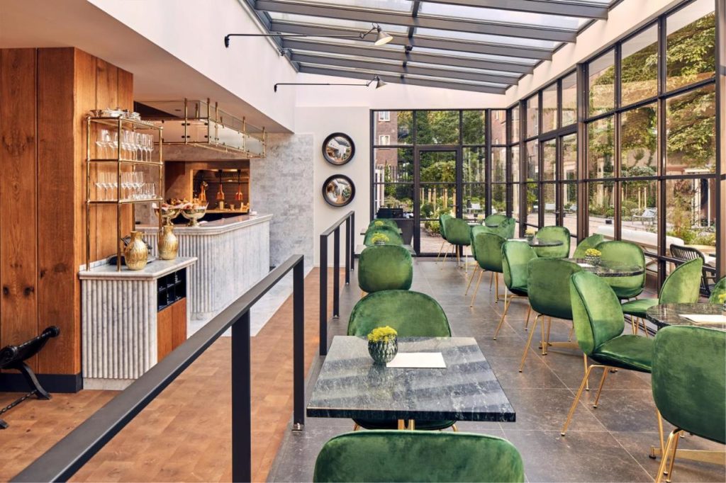 Imagem do restaurante do Pulitzer, um dos mehlores hotéis de luxo em amsterdam